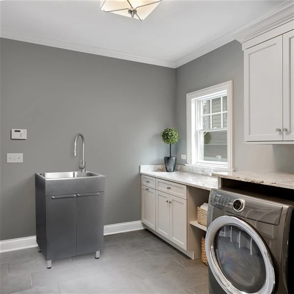 Presenza 22-in X 18-in Grey RTA Freestanding Steel Cabinet With Sink, Drain And Faucet - Image 4