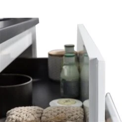 GEF Sadie 24-in White Single Sink Bathroom Vanity With Black Quartz Top